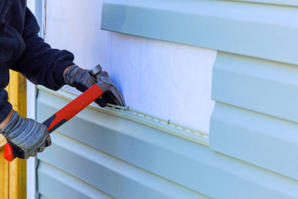 Reliable Siding Replacement contractor in Woodsboro, TX by Superior Siding Solutions